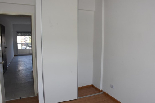 Imagen 11 de 17 de Moderno Semipiso 3 Ambientes A Estrenar En El Centro De Case