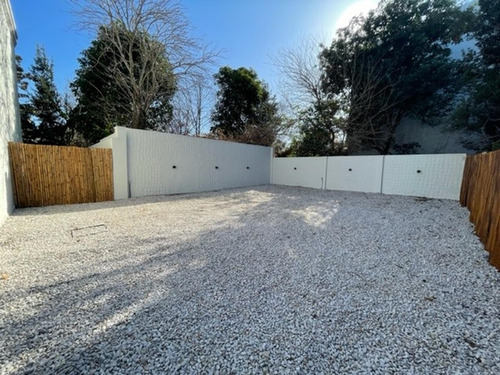 Imagen 22 de 23 de Triplex A Estrenar De Categoria En Venta, San Miguel.