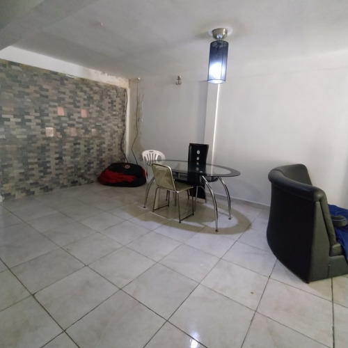 Imagen 7 de 10 de Townhouse En Venta Nueva Casarapa Guarenas