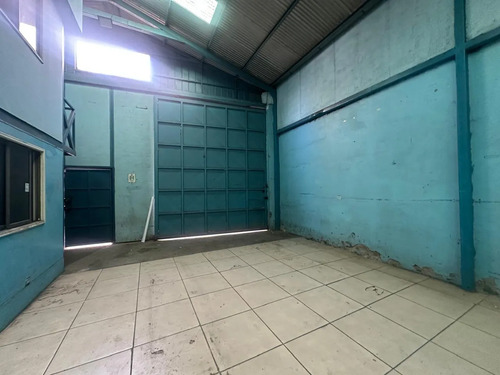 Galpon Industrial 400m2 - Metro Ecuador