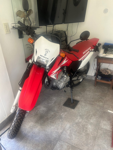 Moto Honda Tornado 2023 0km Alarma Patente Paga Todo El Año.