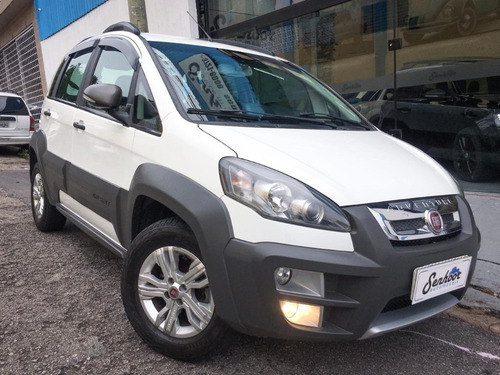Fiat Idea Adventure 1.8 Flex Manual Branca - 2015