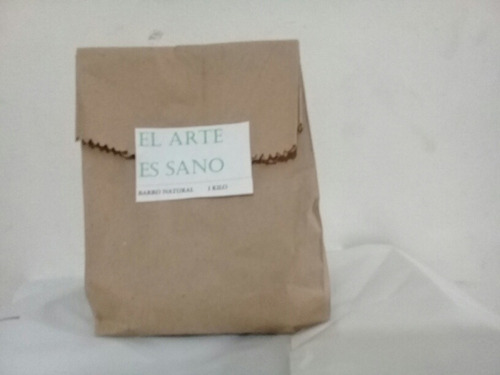 Imagen 1 de 2 de Barro Rojo Natural Para Modelar (5 Kilos)
