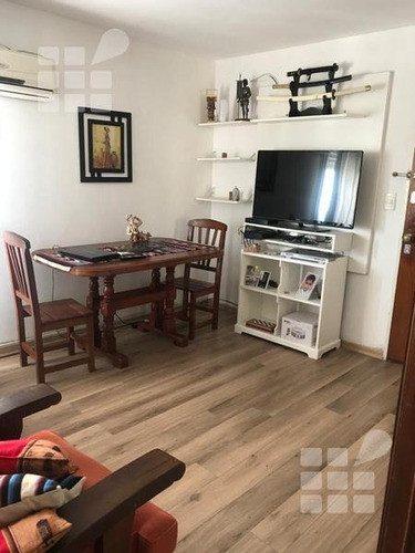 Imagen 7 de 25 de Departamento - La Plata