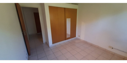 Excelente Duplex En Condominio En Alquiler. Ituzaingo Norte