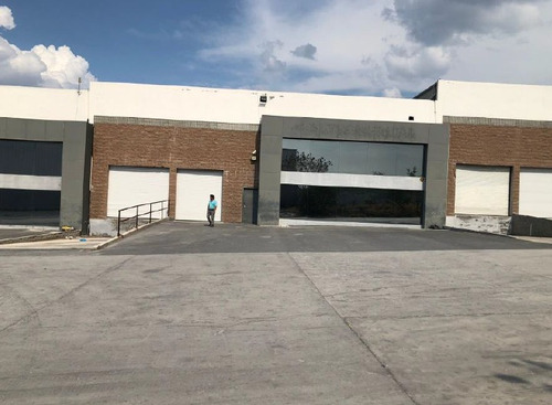 Bodega Industrial En Renta En Puerta Del Sol En Santa Catari