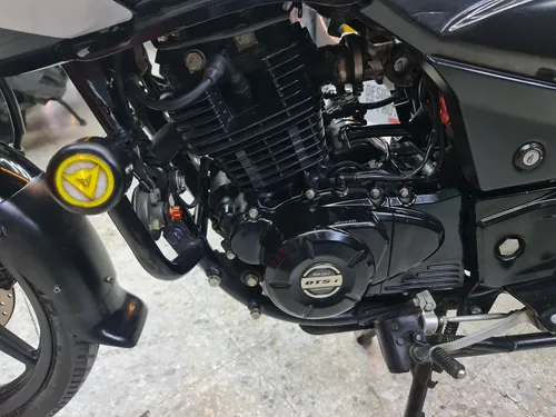 Bajaj Pulsar 180 Fi 2023