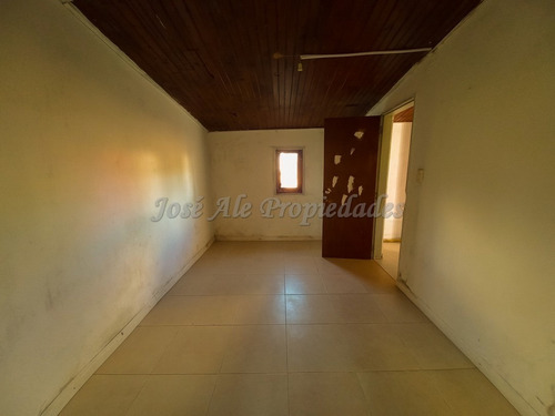 Imagen 6 de 13 de En Venta Casa De Dos Dormitorios Colonia Del Sacramento