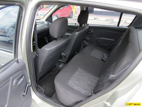 Renault Sandero Authentique 1.6