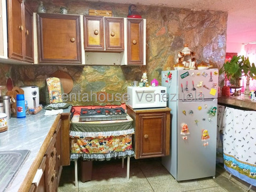 M&n Venden Comodo Apartamento En La Mora Cabudare Lara