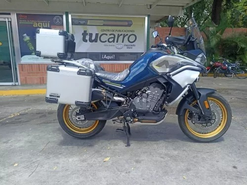 Cfmoto 800mt