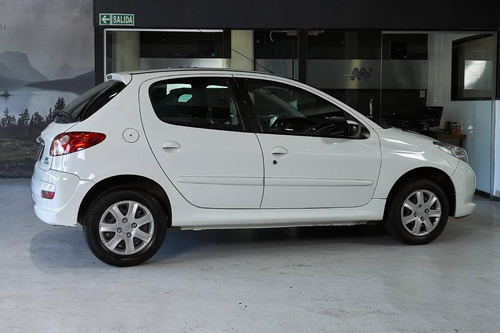 Peugeot 207 1.4 Allure 75cv