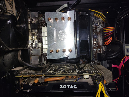 Imagem 1 de 10 de Computador Gamer Com Monitor E Estabilizador