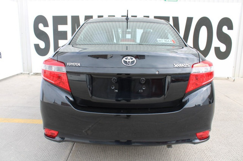 Imagen 8 de 10 de Toyota Yaris 2017 1.5 Core Hb Mt