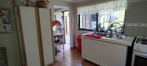 Casa Sola En Venta, Con Alberca, 2 Bungalows, Limites Con Cuernavaca