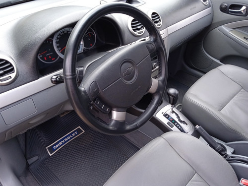 Imagen 10 de 12 de Chevrolet Optra