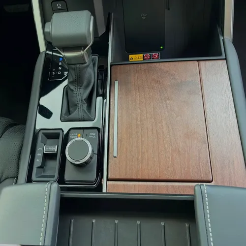 Toyota Sequoia 3.5 V6 Capstone
