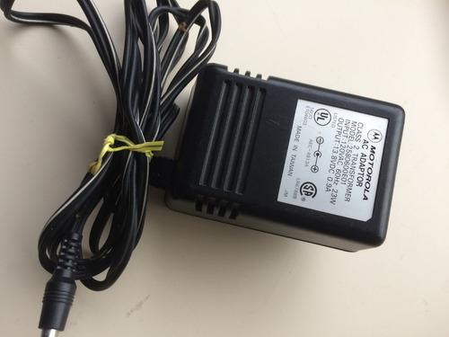 Adapter Ac/dc,(120vac/60hz)(13,8vdc/0,9a-motorola-2580600e01