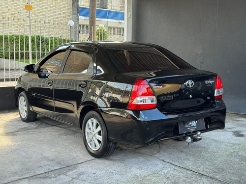 Toyota Etios 1.5 X PLUS SEDAN 16V FLEX 4P AUTOMÁTICO