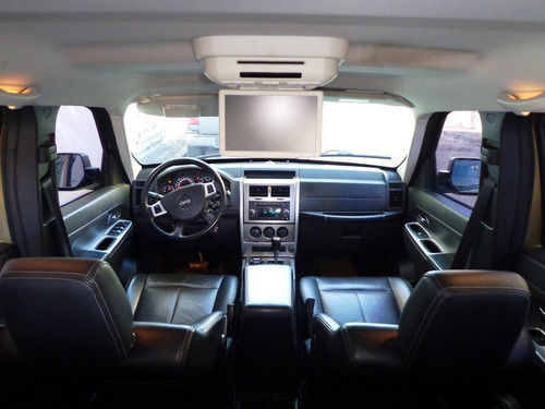 Imagen 11 de 18 de Jeep Cherokee Limited 2009 V6 4x4 Automático