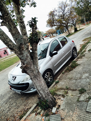 Peugeot 207 1.4 Active 75cv