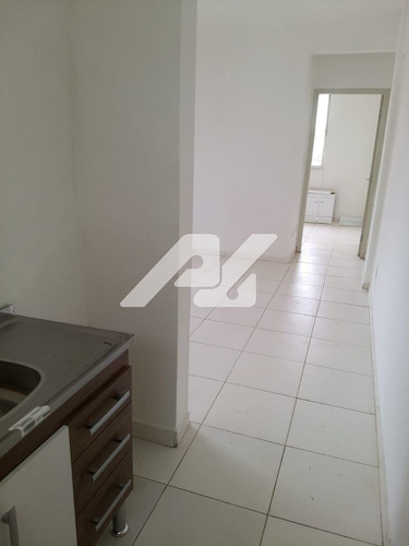 Imagem 11 de 13 de Apartamento À Venda Em Centro - Ap009795