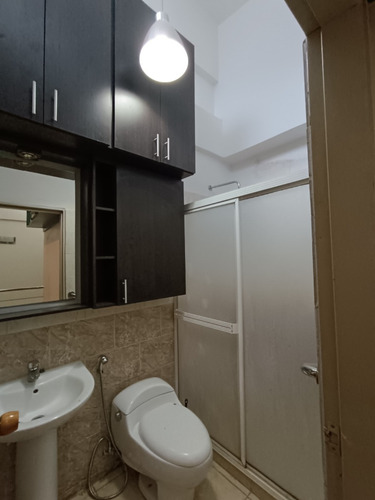 Leandro Araque Inzitu Realtors Vende Townhouse Amoblado En Residencias Mucubají Naguanagua Urb. Guayabal