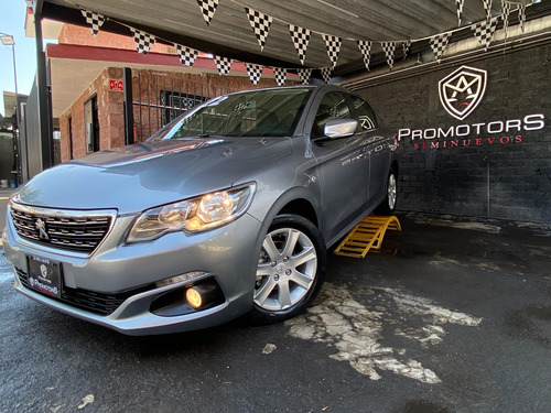 Peugeot 301 1.6 Allure At