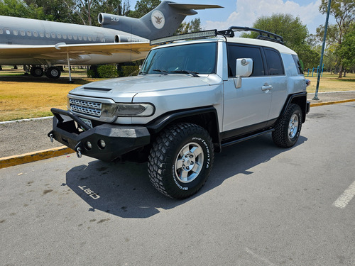 Toyota Fj Cruiser 3p Premium Aa Ee Ra Abs 4x4 At
