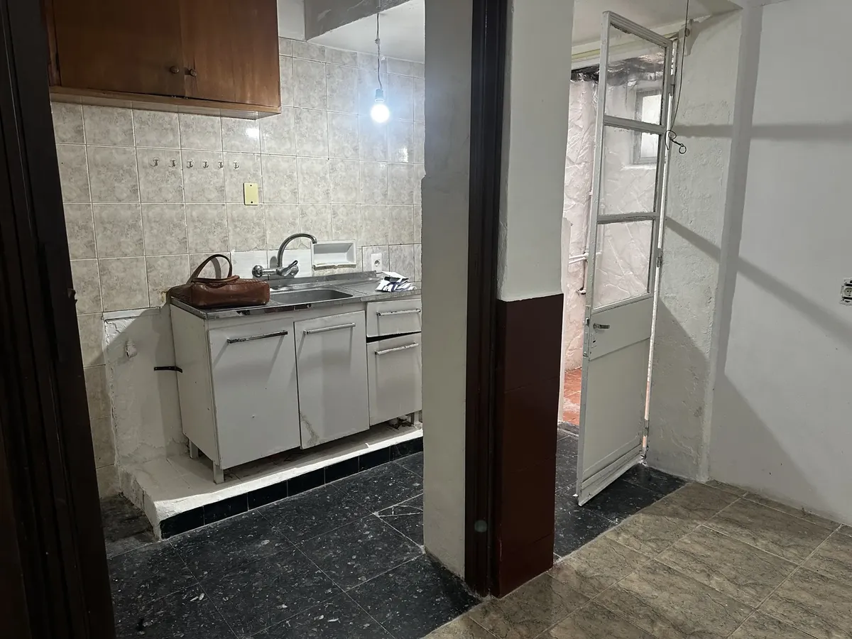 Apartamento En Pb , Zona Facultades , Por Corredor , Patio Interno, 2 Ambientes · Foto 2