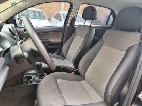 Imagen 3 de 22 de Volkswagen Gol Trend 1.6 5ptas Pack 2 (l13)