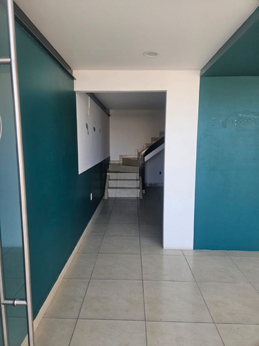 Local Comercial En Renta En Plaza Ubicada En Milenio Iii Queretaro