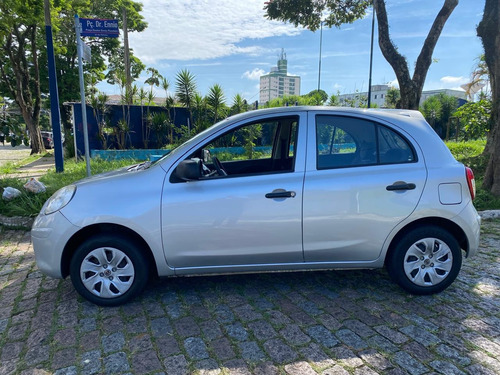 Nissan March 1.0 5p