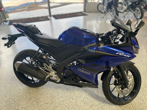 Yamaha R15 V3