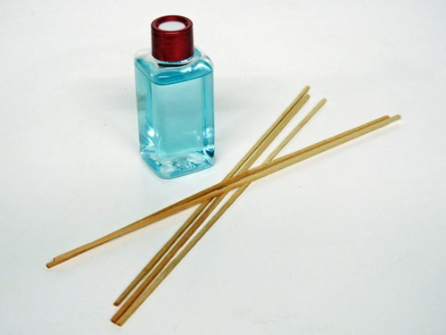 Imagen 1 de 3 de Difusores De 70cc, Promo X 12 Unidades, Completos, Souvenirs