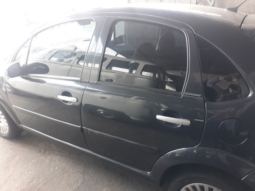 Imagem 3 de 6 de Citroën C3 2005 1.6 16v Exclusive 5p