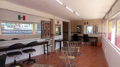 Excelente Local Comercial En Esquina En Puebla