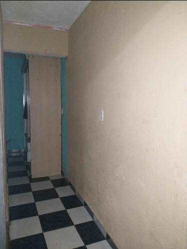 Sobrado C 2 Quartos, Cozinha, Sala, 1 Lavanderia E Banheiro