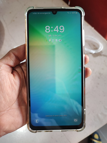 Celular Samsung Galaxy A06 4gb Ram 64 Gb Almacenamiento Negro (Usado)