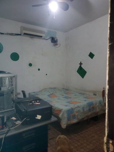 Imagen 7 de 14 de Vendo Casa Con Local Comercial