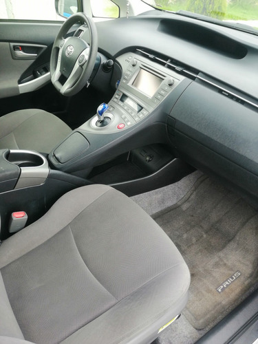 Imagen 10 de 15 de Toyota Prius 2015 1.8 Base Hibrido At
