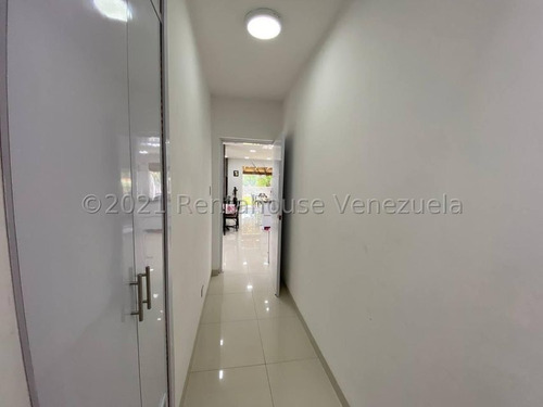 Imagen 5 de 21 de Santa Paula #2920 Sj