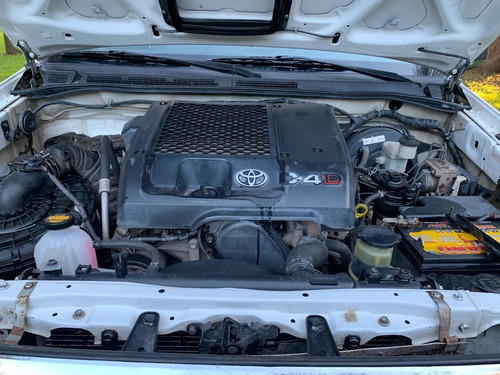 Toyota Hilux 3.0 Cd Srv Cuero I 171cv 4x4 4at 2011