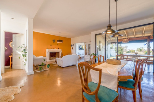 Venta Casa 5 Amb. BÂș San Benito - Benavidez