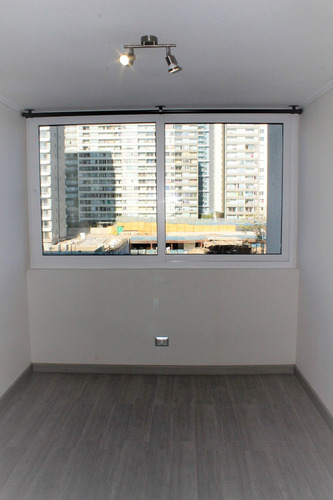 Metro Las Torres Mariposa 2d2b + Est Y Bdga, Macul