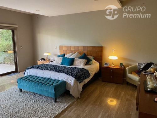 Casa En Venta De 6 Dorm. 7 Baños Piscina En Padre Hurtado