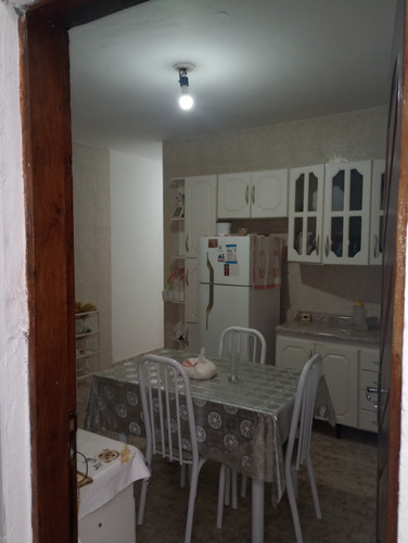 Casa De Dois Quartos Um Banheiro