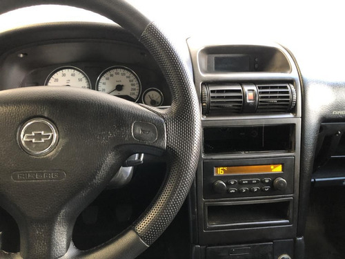 Imagem 9 de 10 de Chevrolet Astra Advantage 2.0 2011