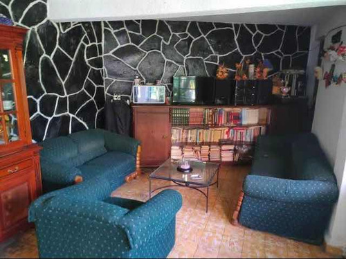 Cuarto Amueblado Con Baño Incluido Con Servicios Incluido