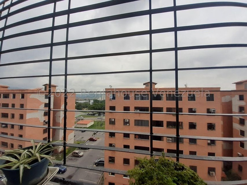 Apartamento En Venta En San Jacinto Maracay Aragua 23-878 Irrr